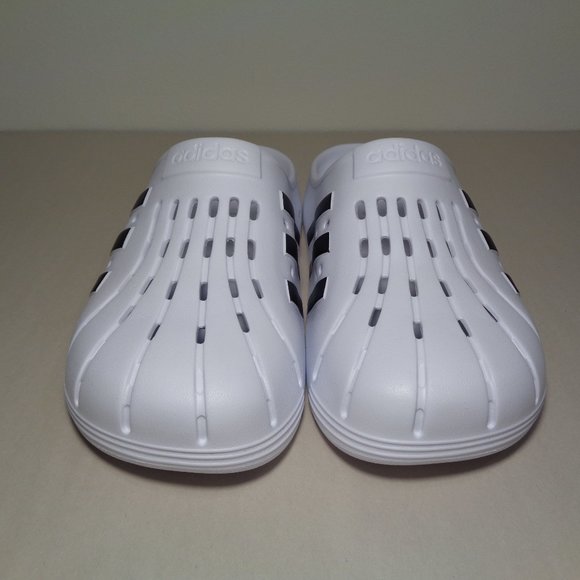 Sandals_&_Flip_Flops